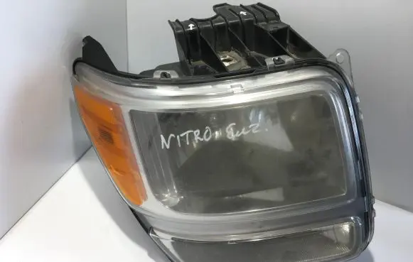 Dodge Nitro Headlight/headlamp 55157224AB 300120A