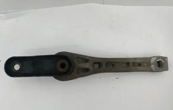 Seat Alhambra (Mk2) Engine mount bracket 7N0199855