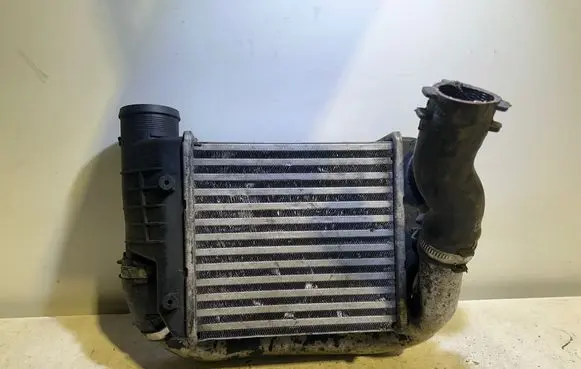 Audi A6 S6 C6 4F Intercooler radiator