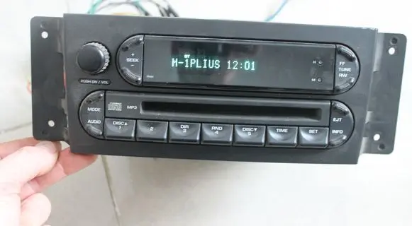 Chrysler Pacifica Radio/CD/DVD/GPS head unit P05094564AC 42774