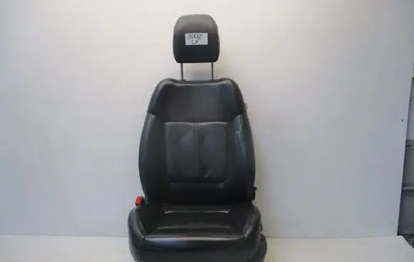 Peugeot 3008 I Front driver seat 