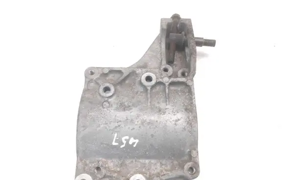 Suzuki Ignis Power steering pump mounting bracket 80G3671
