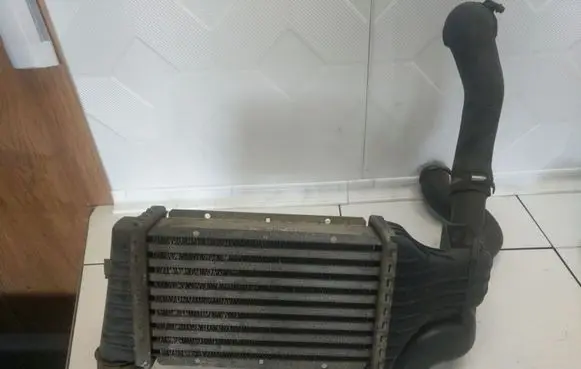Opel Zafira A Intercooler radiator 09129519
