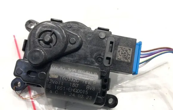 Volkswagen T-Roc Air flap motor/actuator 5WA907511B