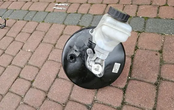 Opel Adam Brake booster 13380250