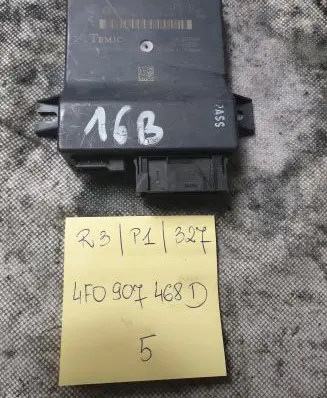 Audi A6 S6 C6 4F Gateway control module 4F0907468D