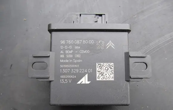 Peugeot 3008 I Engine control unit/module ECU 96760087800 503950320103 130732922401
