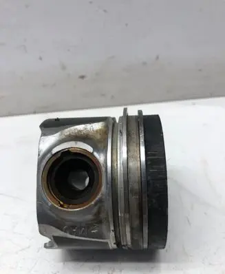 Volkswagen Crafter Piston 03181L126