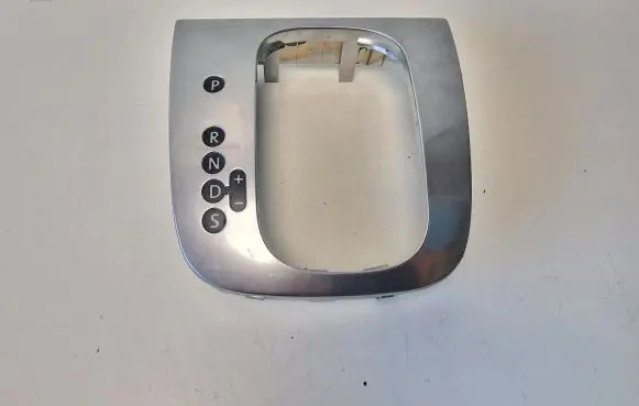 Volkswagen Jetta V Gear shifter surround trim plastic 1K1713203S