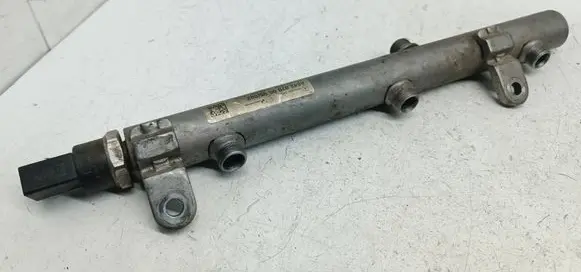 Jeep Grand Cherokee (WK) Fuel main line pipe A6420700695 0624500680 A0041536728