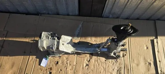 Volvo V40 Steering rack 31476464