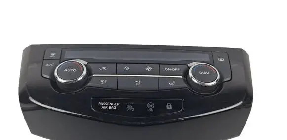 Nissan Qashqai Climate control unit 275004EA0A