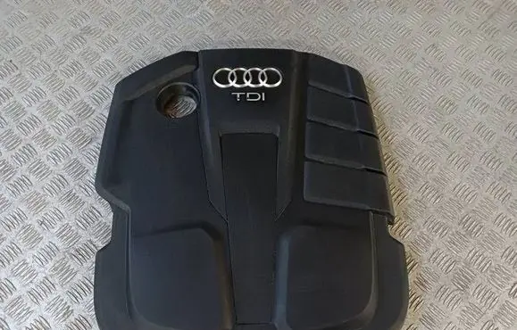 Audi A4 S4 B9 Engine cover (trim) 04L103925P