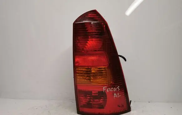 Ford Focus Rear/tail lights 13N004EC