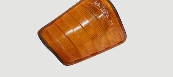 Mercedes-Benz 207 310 Front indicator light 32757R6