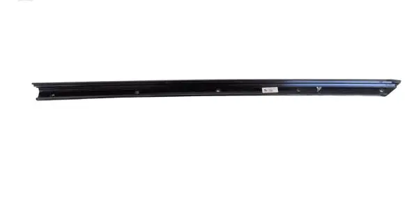 BMW 2 F22 F23 Front door glass trim molding 7358452