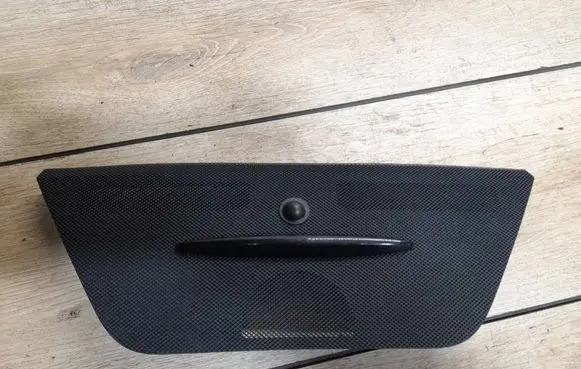 Mercedes-Benz C W204 Dash center speaker trim cover A2046802389