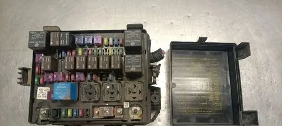 SsangYong Rexton I Fuse module 8231008E83