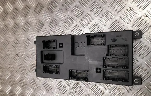 Jaguar F-Pace Comfort/convenience module GX7314F041AM