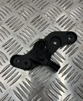 BMW 2 F46 Engine bonnet (hood) release handle 7326517