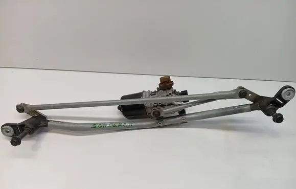 Dacia Sandero Front wiper linkage and motor 288009321R 0047734773