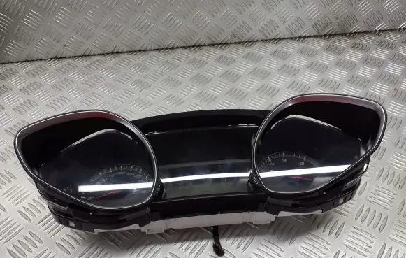 Peugeot 308 Speedometer (instrument cluster) 9809838380