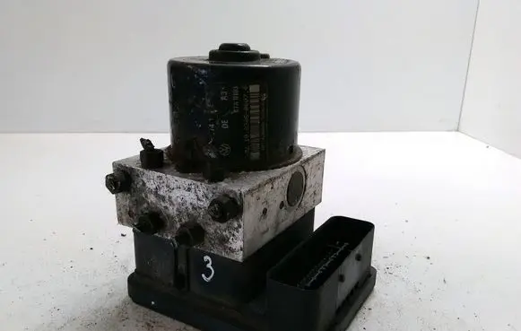 Seat Leon (1M) ABS Pump 1C0907379C