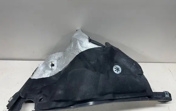 Audi Q7 4L Other engine bay part 4L0819512