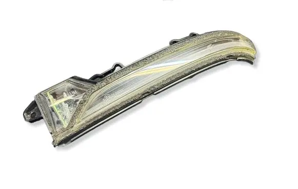 Hyundai i20 (BC3 BI3) Mirror indicator light 30182101