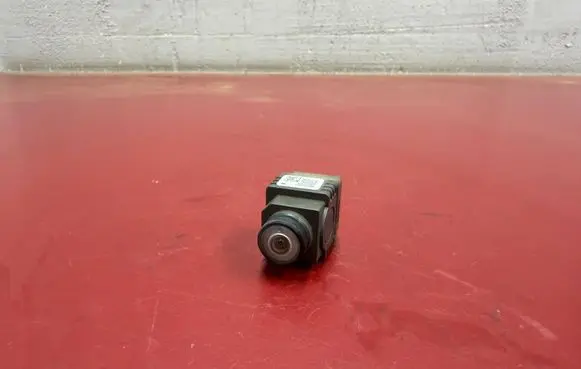 BMW X3 F25 Reversing camera 9324247 06932424701