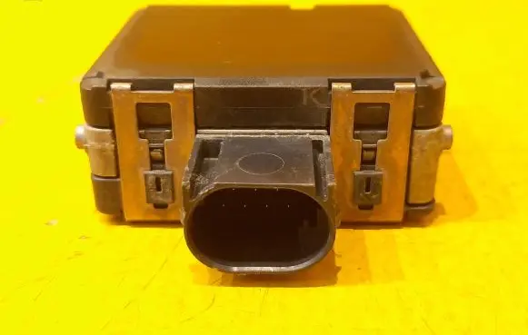Mercedes-Benz G W463 2nd Gen Distronic sensor radar A4639003802 0203301006