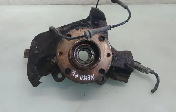 Citroen Nemo Front wheel hub