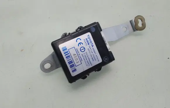 Toyota Prius (NHW20) Door control unit/module 8999147010 48411010230