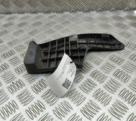 Toyota Camry VIII XV70 Rear bumper mounting bracket 5259233040