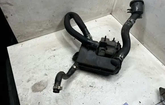 Breather/breather pipe/hose