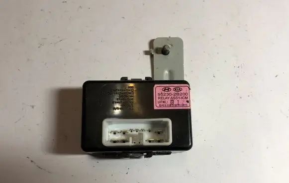 Hyundai Santa Fe Other relay 952302B200
