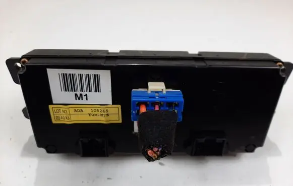 Hyundai Tucson JM Climate control unit 972502EXXX
