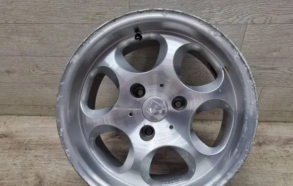Smart ForTwo I MC01 R15 alloy rim 41265501