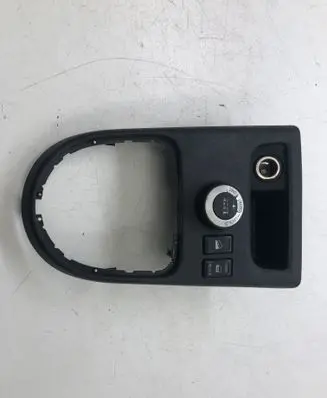 Nissan Navara D40 Other center console (tunnel) element 96935JG00A