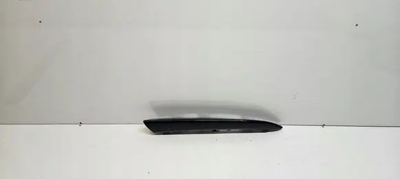 Front bumper splitter molding