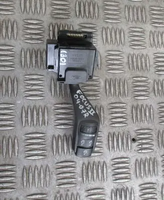 Ford Focus Wiper control stalk 17D940