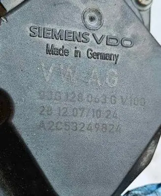 Volkswagen Golf V Throttle valve A2C53249824 2812071024 031280630