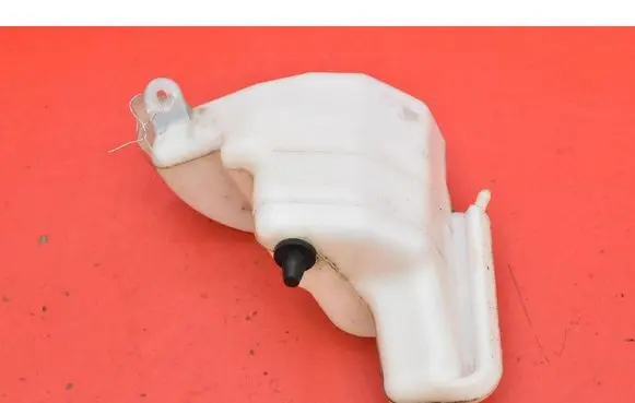 Mitsubishi ASX Coolant expansion tank/reservoir 