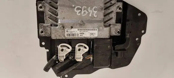 Ford Fiesta Engine control unit/module S180047025A 8V2112A650ADA