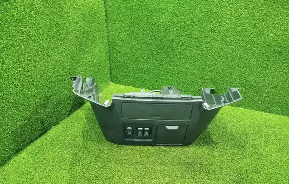 Mitsubishi Pajero Other center console (tunnel) element 8002A225
