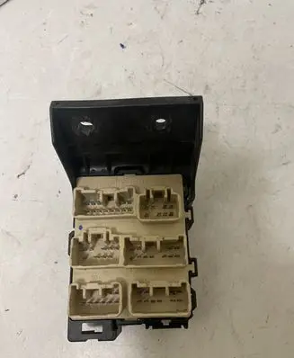 Toyota Corolla Verso E121 Fuse box set 8273405030