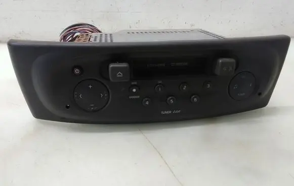 Renault Scenic I Radio/CD/DVD/GPS head unit 7700434424
