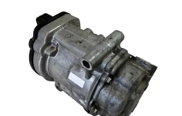 Toyota Corolla E210 E21 Air conditioning (A/C) compressor (pump) 0424000370 ESB20C 2C33045