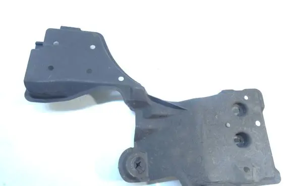 Toyota Prius (XW30) Other under body part 5762747010