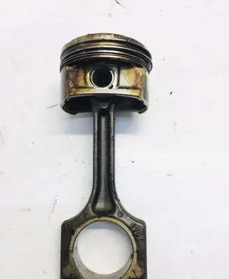 Peugeot 308 Piston with connecting rod 